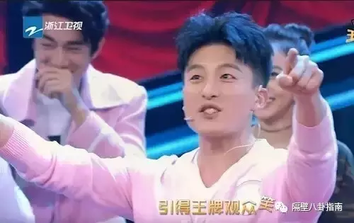 林允儿为什么是nba吧女神(拍照吃面条，综艺骗导演，“九亿少女的梦”是如何变成“林狗”的)