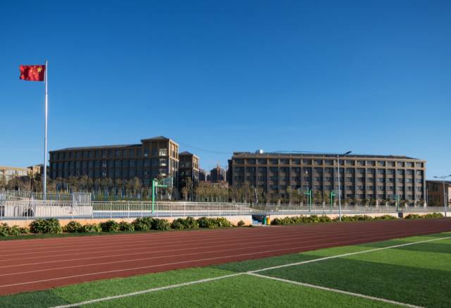 4所名校杀入昆明 99班“超级中学”现身！一大波重大教育利好砸向你