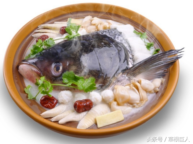 东北家常炖鱼的做法(鲜美炖鱼，东北经典秘方)