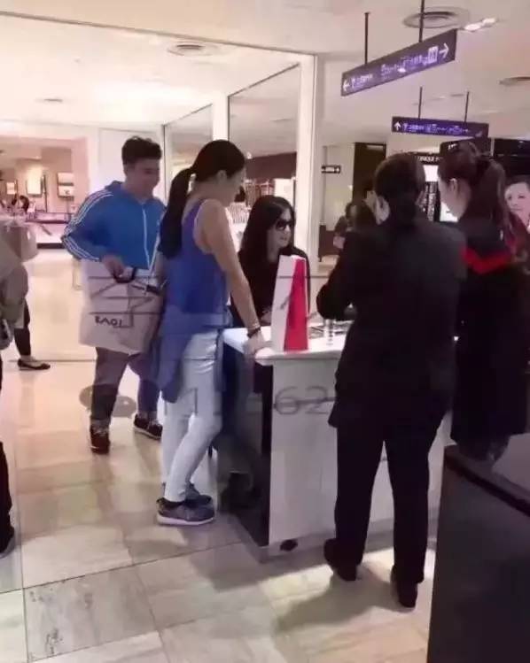 林心如一抽屉的POLA抗糖液 POLA内服保健品大全！