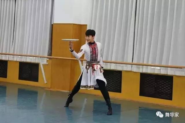 艺考现场｜中央民族大学舞蹈学院