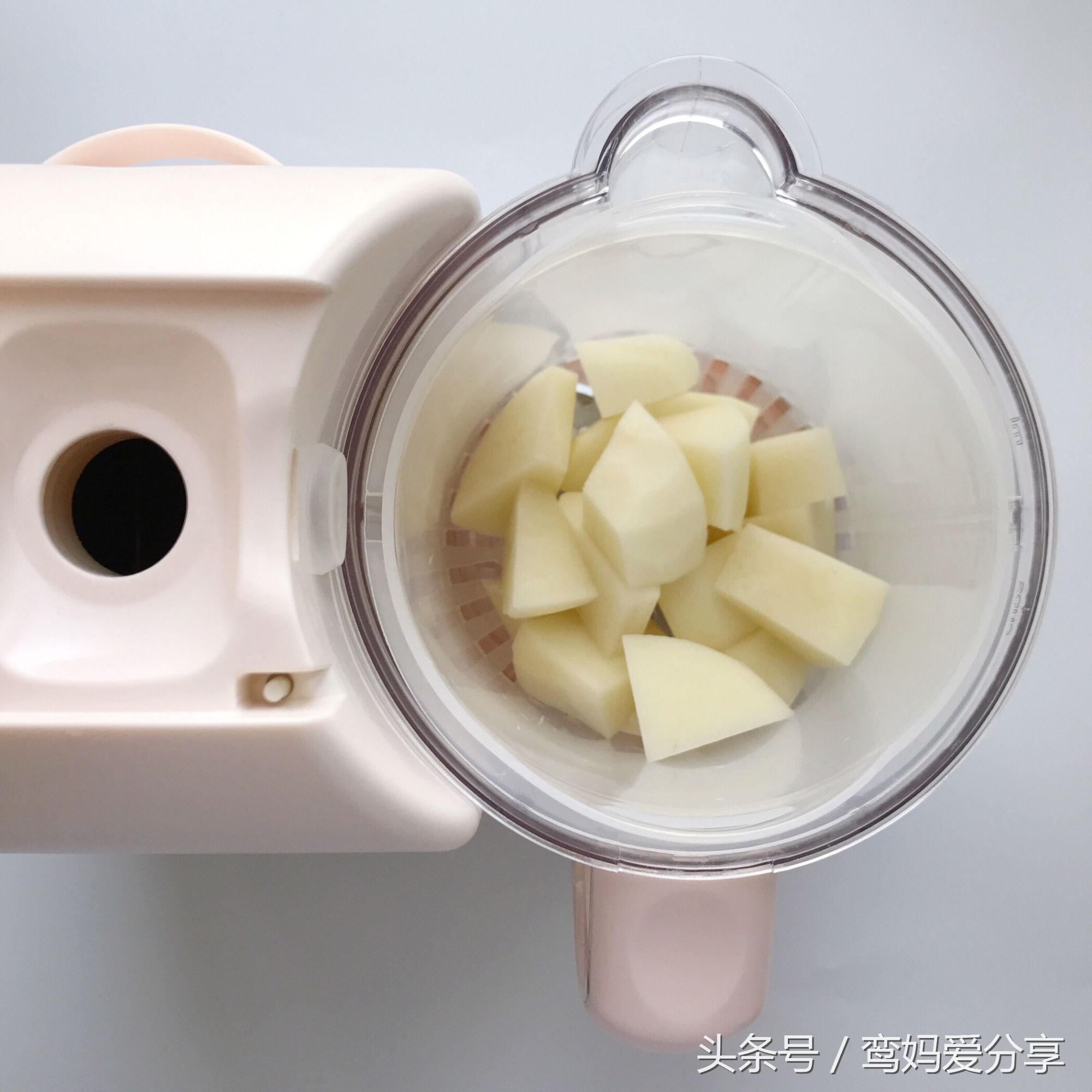 4~6个月宝宝辅食｜樱桃土豆泥、果汁，水果中的宝宝补铁佳品