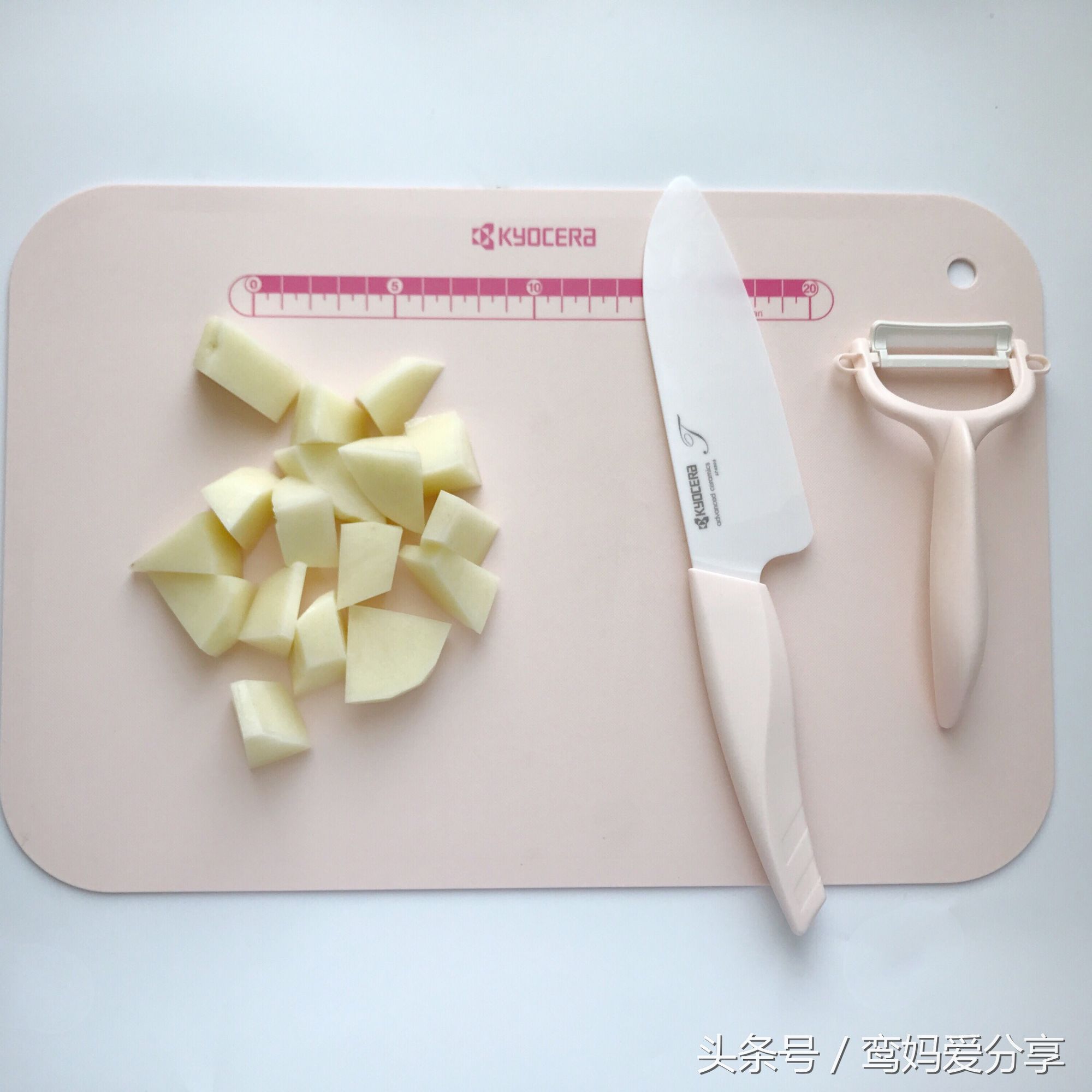 4~6个月宝宝辅食｜樱桃土豆泥、果汁，水果中的宝宝补铁佳品