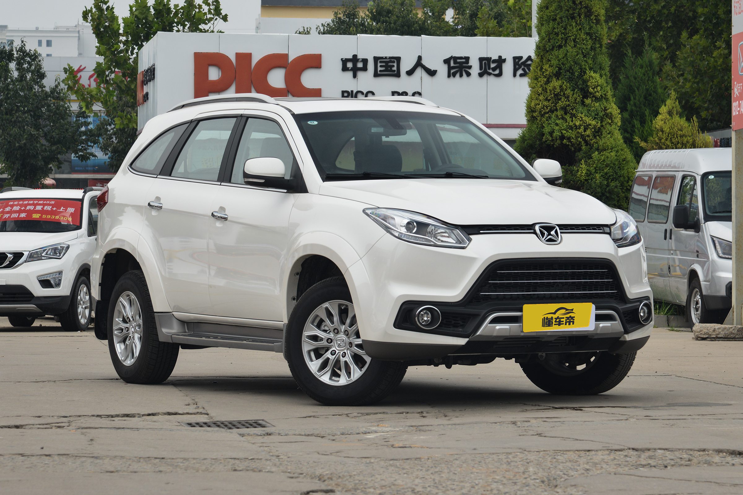 江铃驭胜S350 SUV车型详细介绍与性能评测