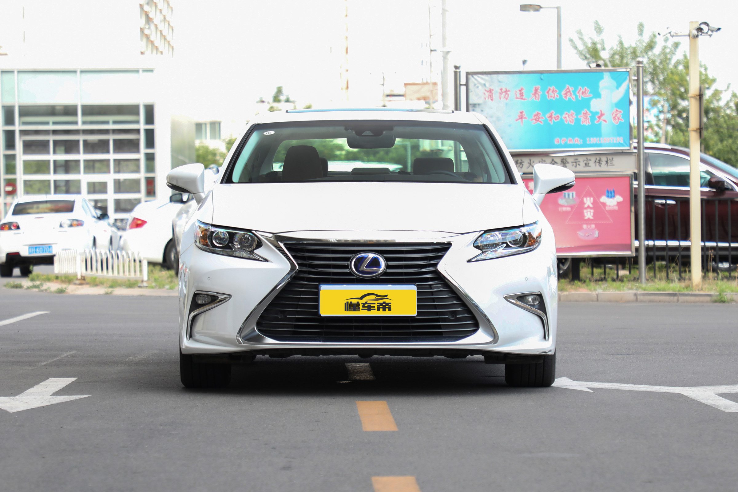 奥迪A4L AUX接口位置详解（非雷克萨斯ES，勿混淆车型）