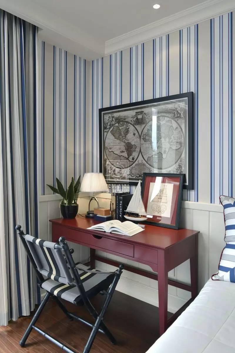 「居其作品」条纹窗帘+卧室，雕琢个性的理性布局