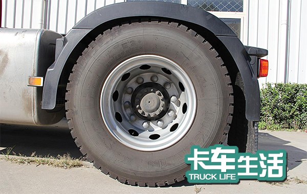 卡车生活 | 八成新的邓禄普轮胎400元 买回来后我就哭了