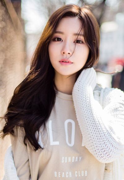 梨花烫图片(梨花烫图片中长发2020)-骁龙网