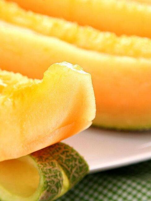 哈密瓜是什么季节的水果（科普关于哈密瓜的小知识）