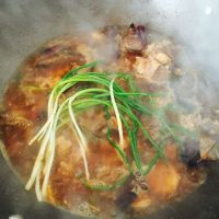紅燒牛肉的做法,紅燒牛肉的做法 最正宗的做法