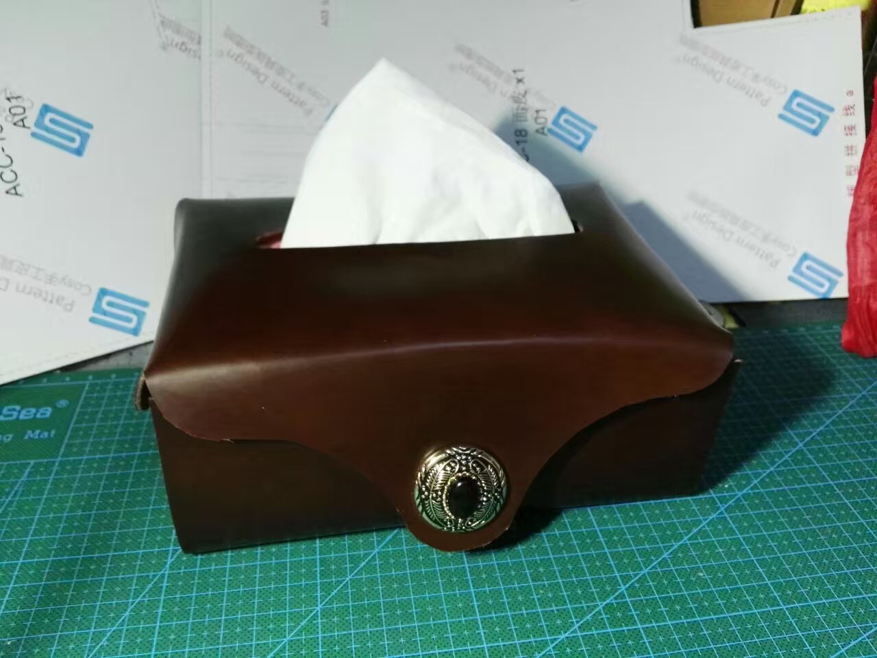 手工纸巾盒（送给妈妈婆婆的好礼物）