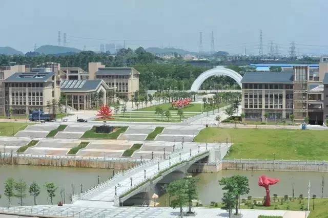 暨大伯大联合学院，7万/年的学费，到底有多值？