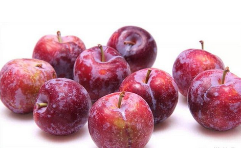 孕妇可以吃红李子吗 吃红李子的好处及注意事项