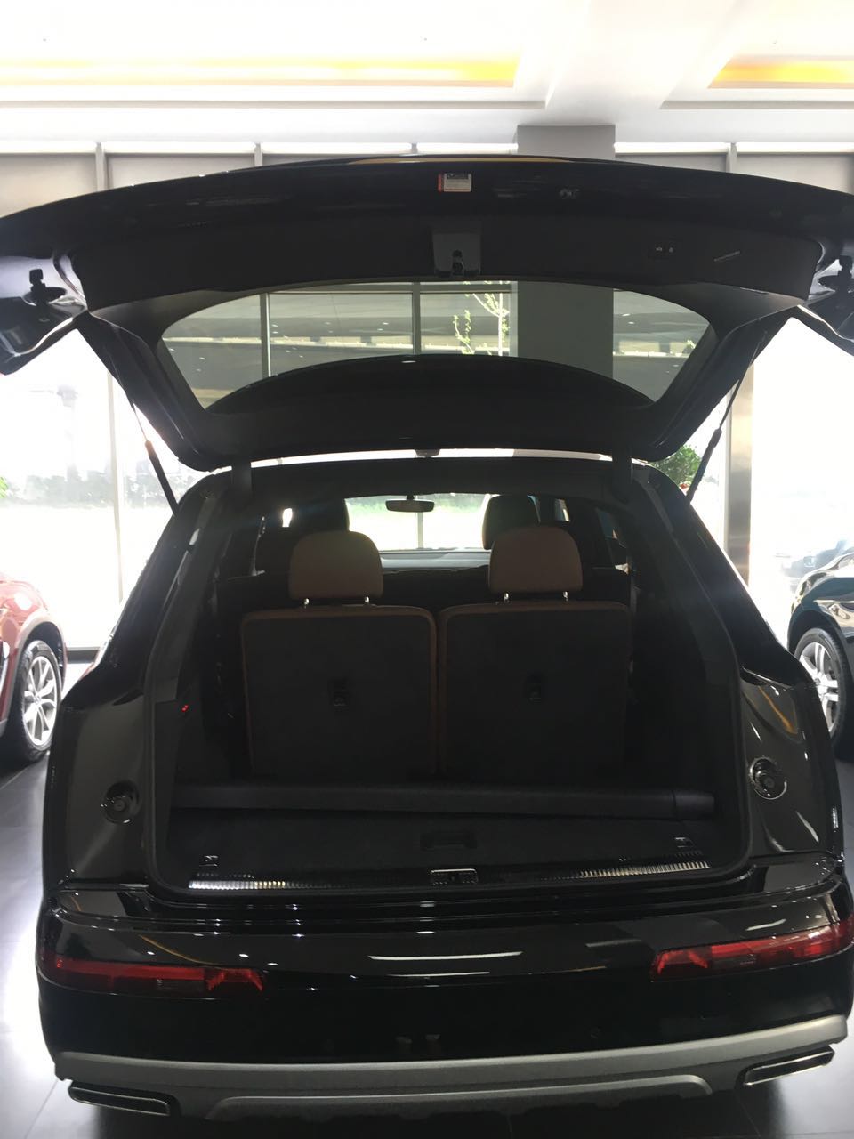 平行进口热卖，奥迪Q7加版，7座车型更实用，售价77万