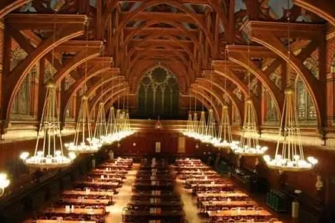 暨大伯大联合学院，7万/年的学费，到底有多值？