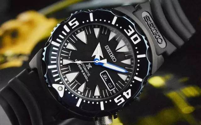 潜水表买了不会玩？那就白买了