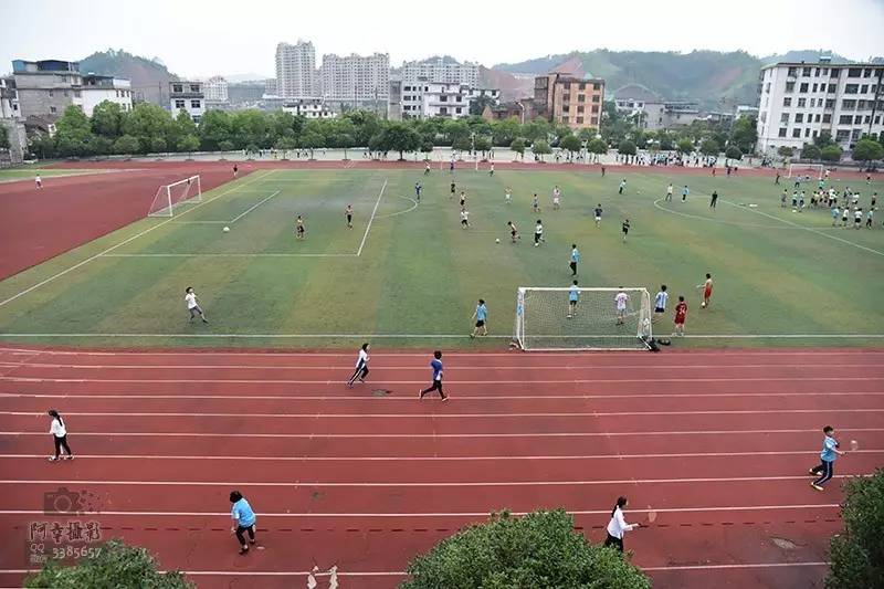 2017高考必胜！为上犹中学的学子们加油！