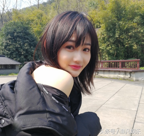 十二星座女团的芭蕾舞女孩耿清清是不是退团了?_巧兔教学