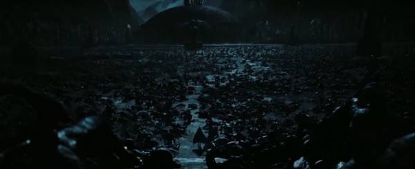 看懂《异形2》，读完这篇影评就可以了！