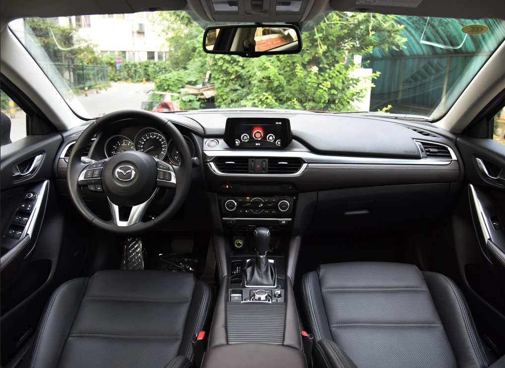 被誉为最美中型车，操控强于迈腾，因经营不善，跌至16万没人买