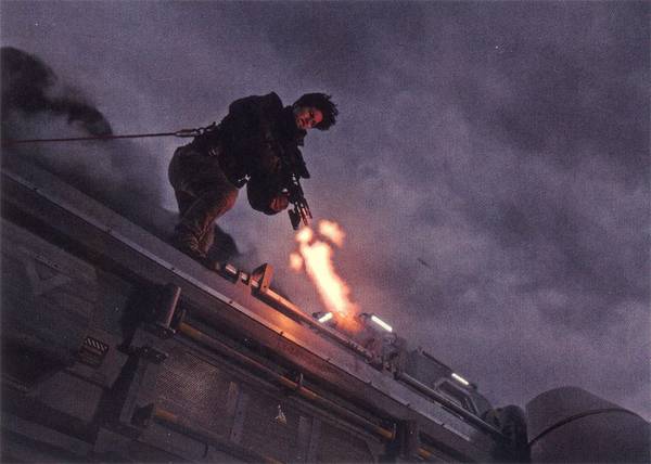 看懂《异形2》，读完这篇影评就可以了！