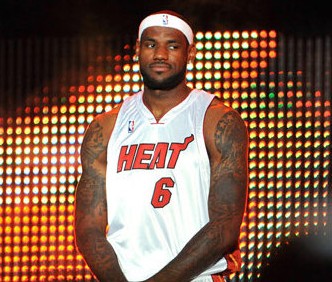 君子以自强不息——解析高考作文全国卷2