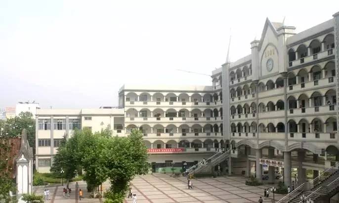 武汉这个区盛产王牌小学、初中、高中，想当学霸的来这里就对了！