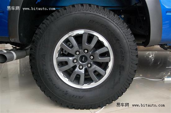试驾福特皮卡F150猛禽，雄性肌肉力量十足