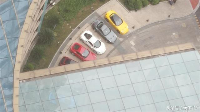 试驾法拉利 F12 超跑真的没有实用性可言？