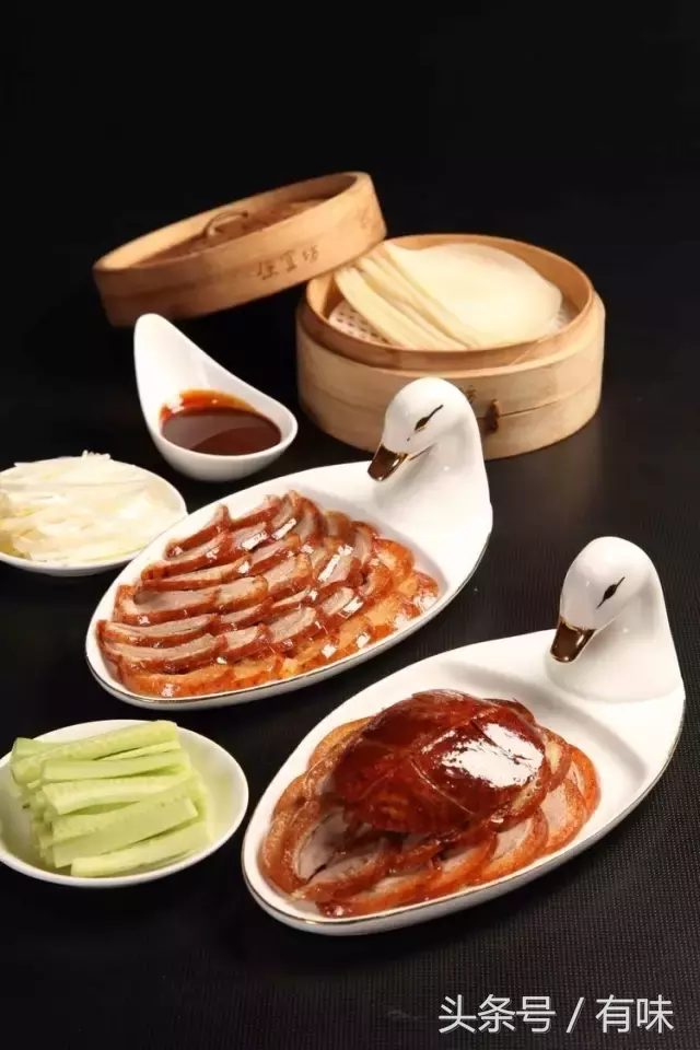 小大董烤鸭店菜单价格这家烤鸭店比全聚德