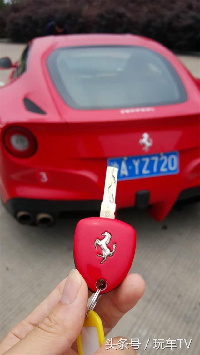 试驾法拉利 F12 超跑真的没有实用性可言？