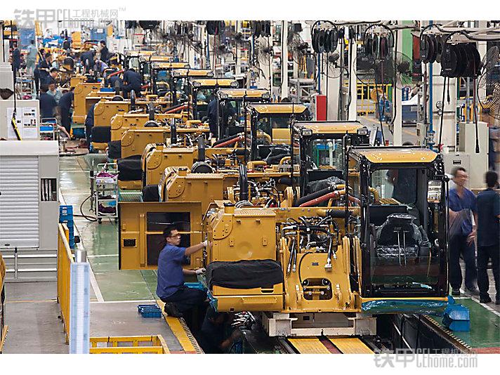 卡特彼勒称霸工程机械,看看中国这14家工厂,你就明白了 