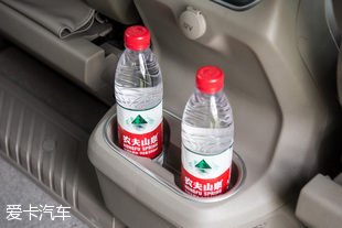 福特途睿欧/GL8商务对比试驾