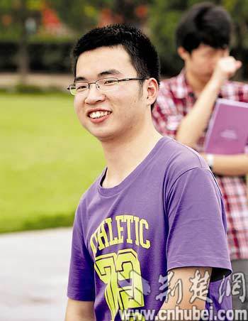 围观湖北历届高考状元，看看他们长啥样！