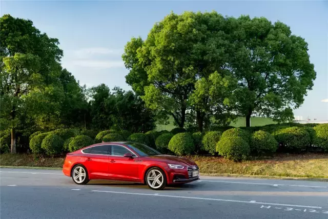 严绍健丨它完美得让人容易忘记 试Audi A5 45TFSI quattro