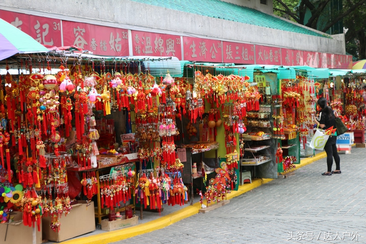 从东莞出发 去香港香火最旺盛的“黄大仙祠”祈福游
