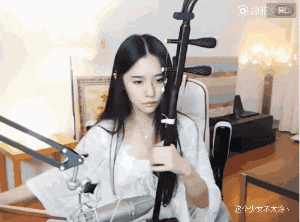 从面相上看，斗鱼一姐之争花落谁家？阿冷、冯提莫、陈一发儿？