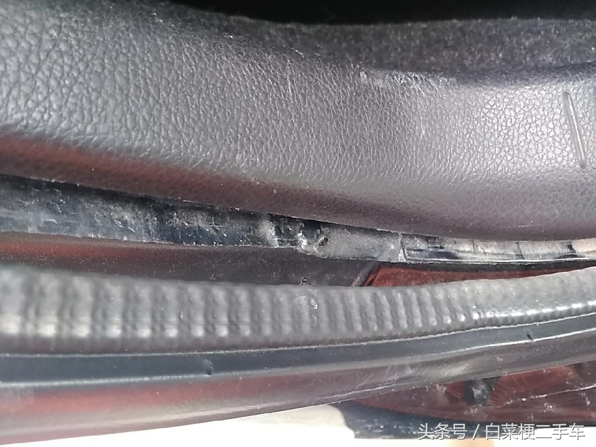 一台07年事故+泡水的天籁，车主要价5万，是在痴人说梦吗？