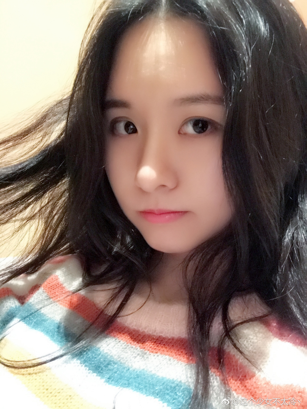 从面相上看，斗鱼一姐之争花落谁家？阿冷、冯提莫、陈一发儿？