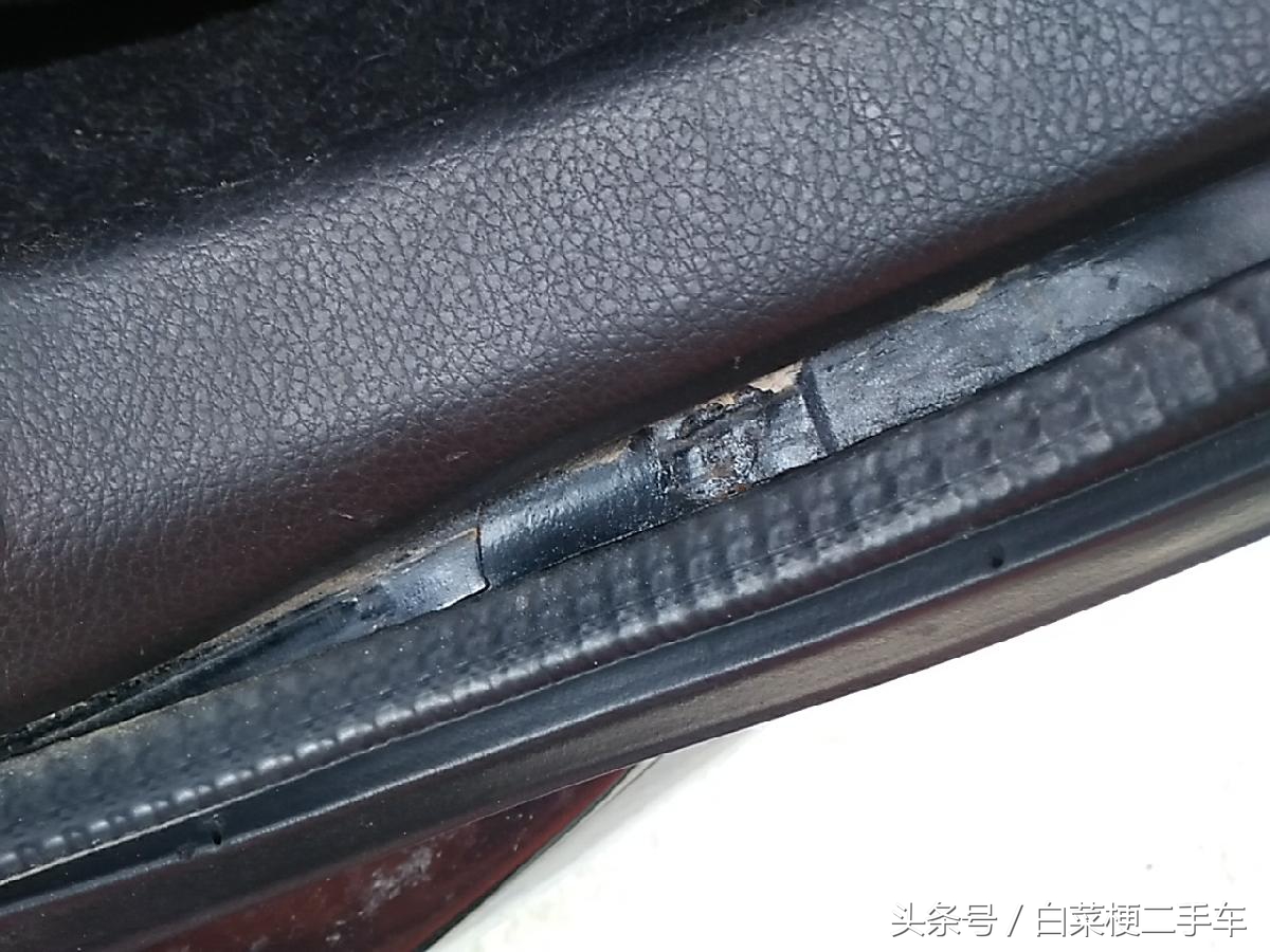 一台07年事故+泡水的天籁，车主要价5万，是在痴人说梦吗？