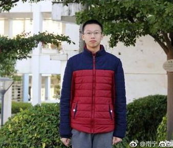 养眼：来看史上“颜值最高”的2017年高考状元有哪些？（上）