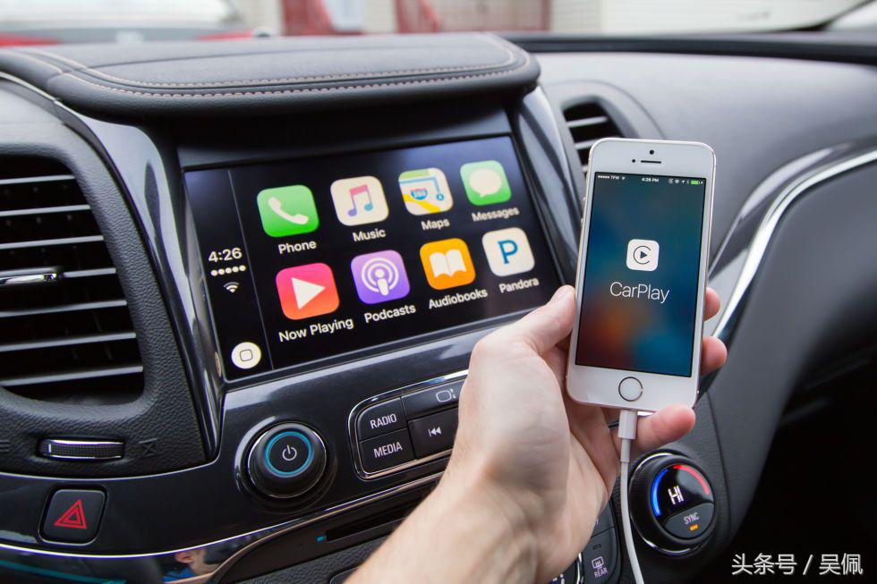 Carplay能无线连接么？看了看还是继续用线去了