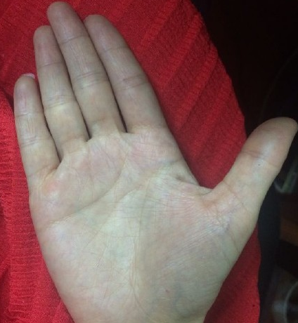 "女人川字掌,几次做新娘"手中有此纹,注定今生"多婚命"!