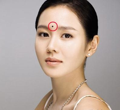 发际线长痣是好痣相吗 命运会怎么样_达一风水网