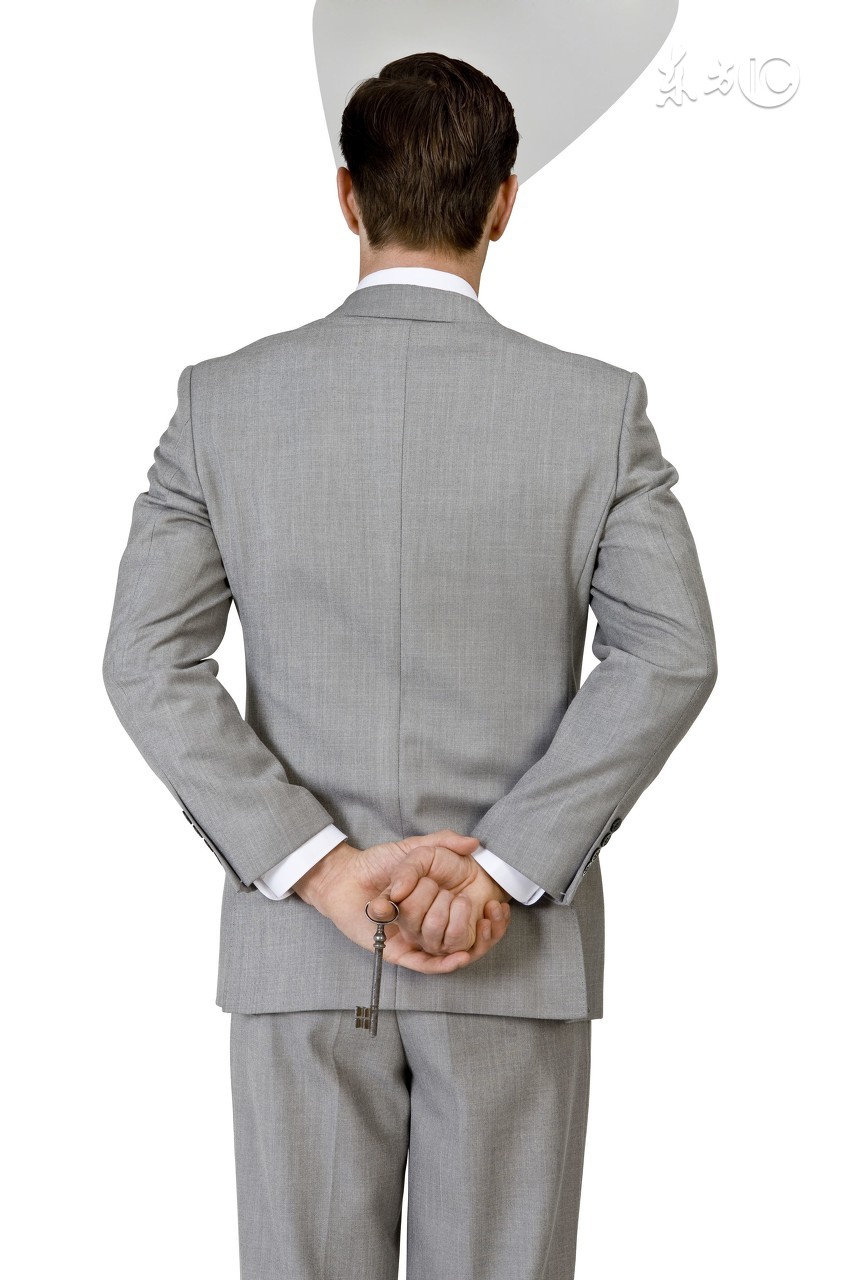 背着手在身后究竟是一种怎样的心态