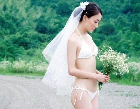 互联网发达的杭州的网上婚纱摄影靠谱吗？专业测评来了！