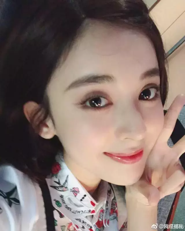 娜扎小姐姐“出身美空”？娜扎公开怼网友回应美空传闻