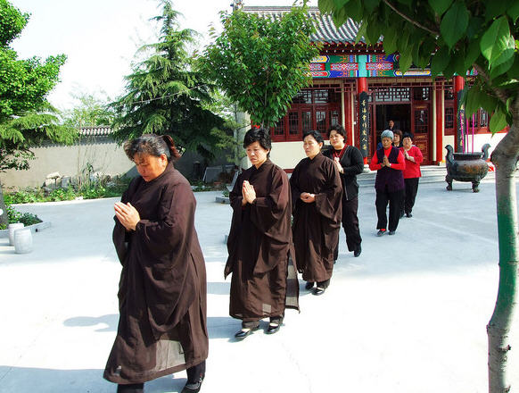 潍坊目前唯一具足佛法僧三宝的寺院