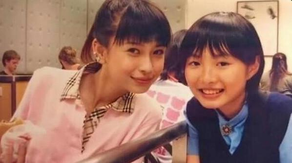 网友扒出迪丽热巴大学照片，感叹：确实比杨颖漂亮！