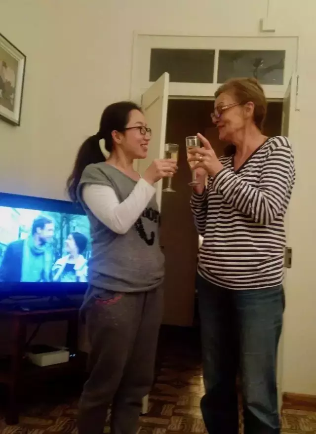 一位江南姑娘，单人单车自驾290天，穿越亚非欧，太霸气了！